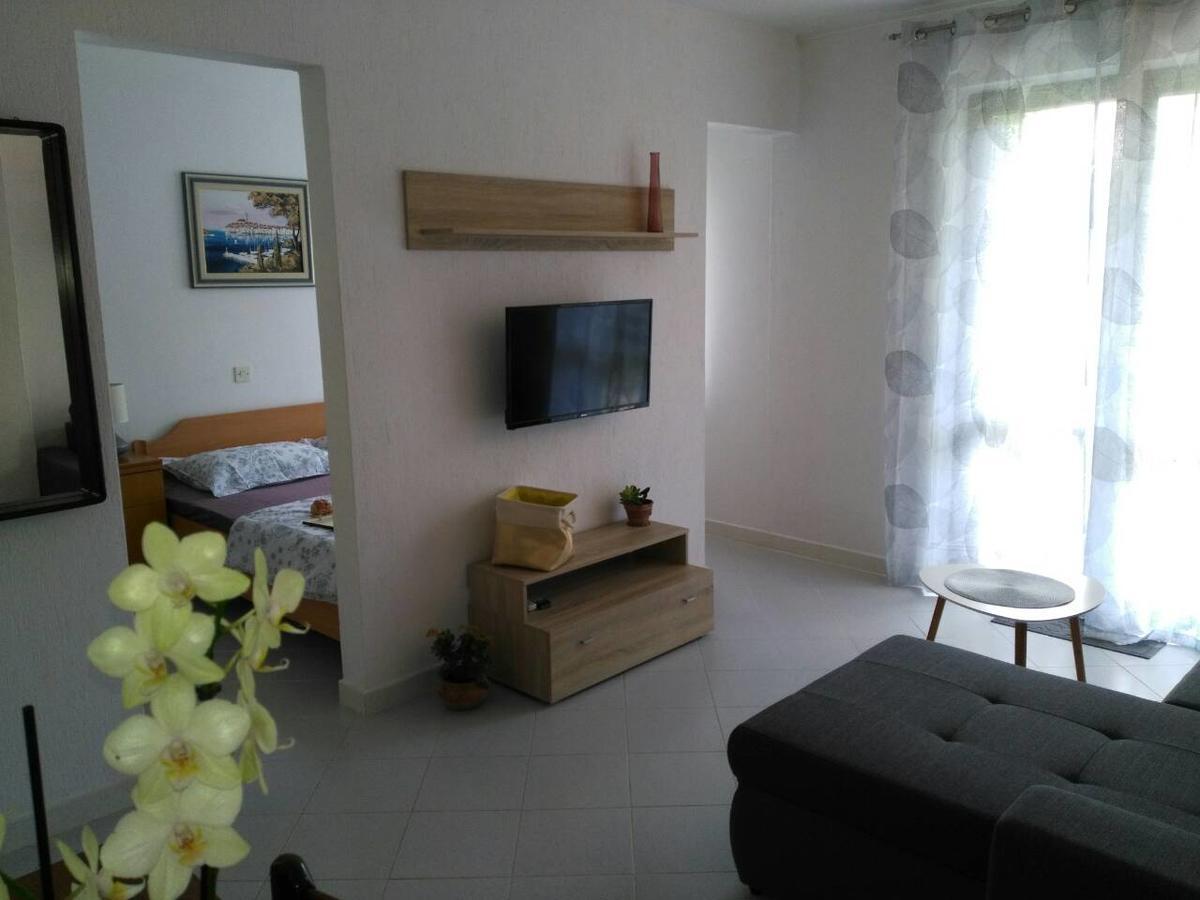 Apartment Bozac 로비니 외부 사진